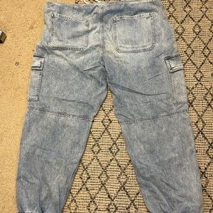 American eagle joggers